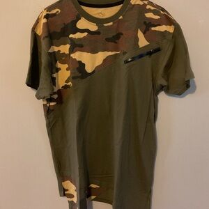 Men's Camouflage T-Shirt